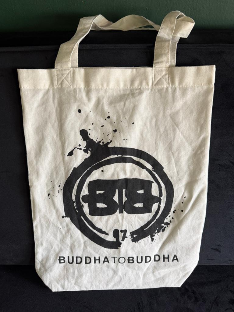 Buddha to Buddha tasje - 38x23 cm, Verzenden, Gebruikt, Beige, Overige typen