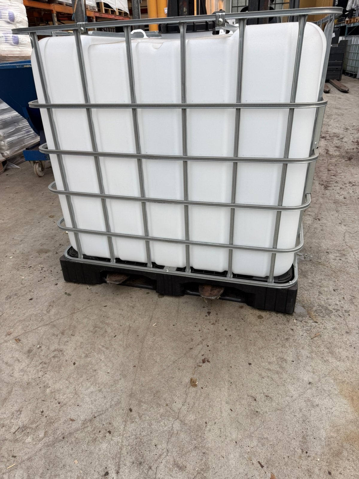I C B    TE  KOOP, 150 liter of meer, Ophalen, Zo goed als nieuw, Kunststof