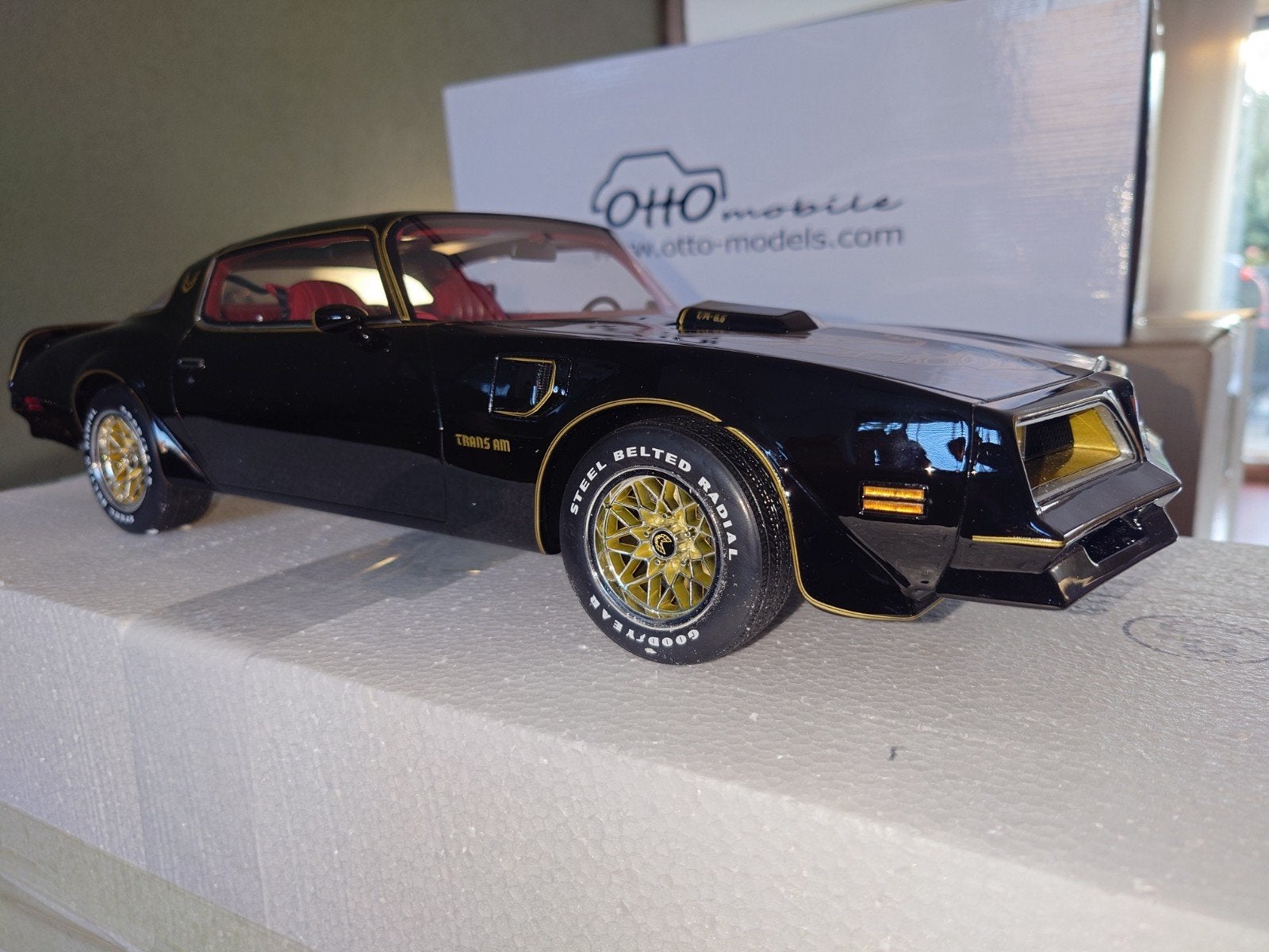 Ottomobile Pontiac Trans Am 1:12 #835/2000 – Smokey & the Ba, Ophalen of Verzenden, Nieuw, 1:9 t/m 1:12, Auto
