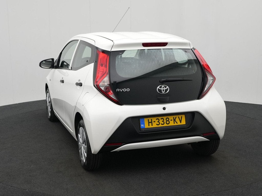 Toyota Aygo 1.0 VVT-i x-fun | Airconditioning | Elektrische, Voorwielaandrijving, 12 maanden, Stof, Gebruikt
