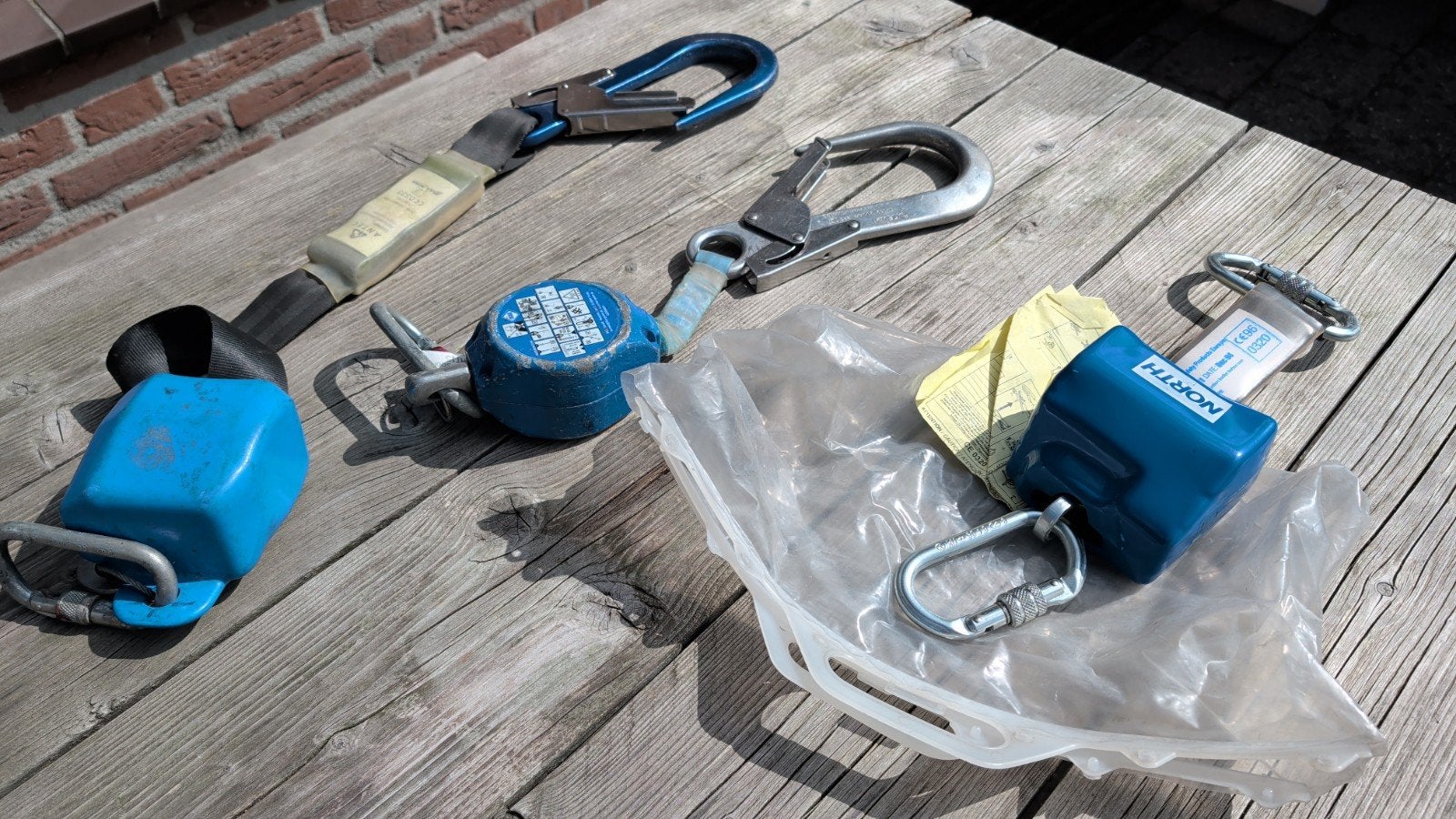 3 valstoppers, waarvan 1 nieuw en 2 met steigerhaak, Ophalen of Verzenden, Gebruikt