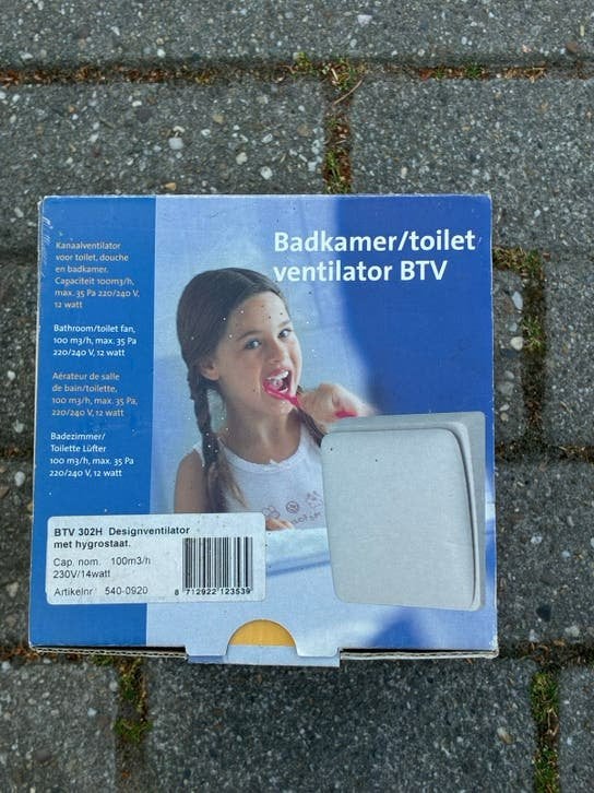 Badkamer ventilator Itho BTV 302 H, Ophalen, Zo goed als nieuw, Ventilator