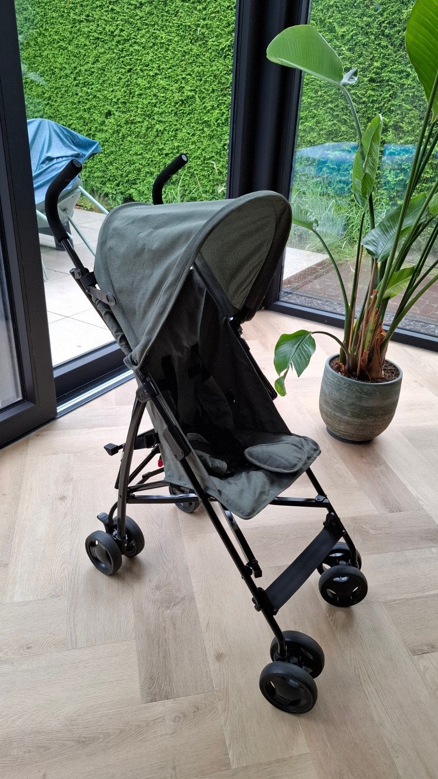 Ding Nora Buggy - Compacte en Lichte Kinderbuggy, Ophalen of Verzenden, Zo goed als nieuw, Overige merken, Zonnekap