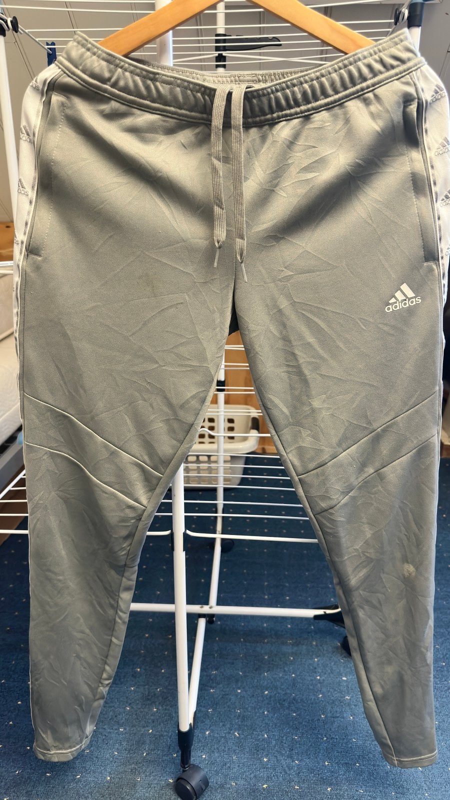 Nette Adidas sportbroek, Ophalen of Verzenden, Maat 36 (S), Grijs, Fitness of Aerobics