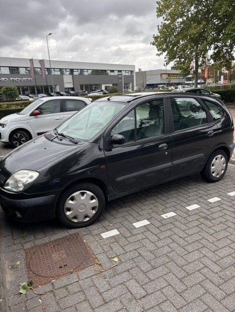 Renault Scénic 1.6 16V 2003 Zwart, klusauto, Auto's, 1225 kg, 4 cilinders, Zwart, Origineel Nederlands