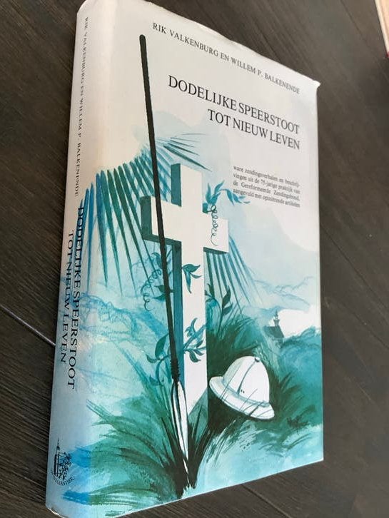 Dodelijke Speerstoot tot Nieuw Leven - Rik Valkenburg, Ophalen of Verzenden, Gelezen