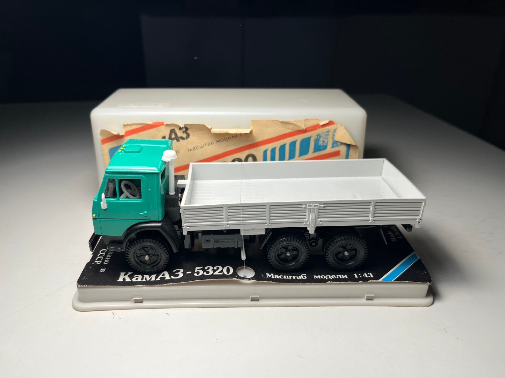 Apek - Kamaz 5320 - Schaal 1:43, Hobby en Vrije tijd, Ophalen of Verzenden, Zo goed als nieuw, Auto, Overige merken