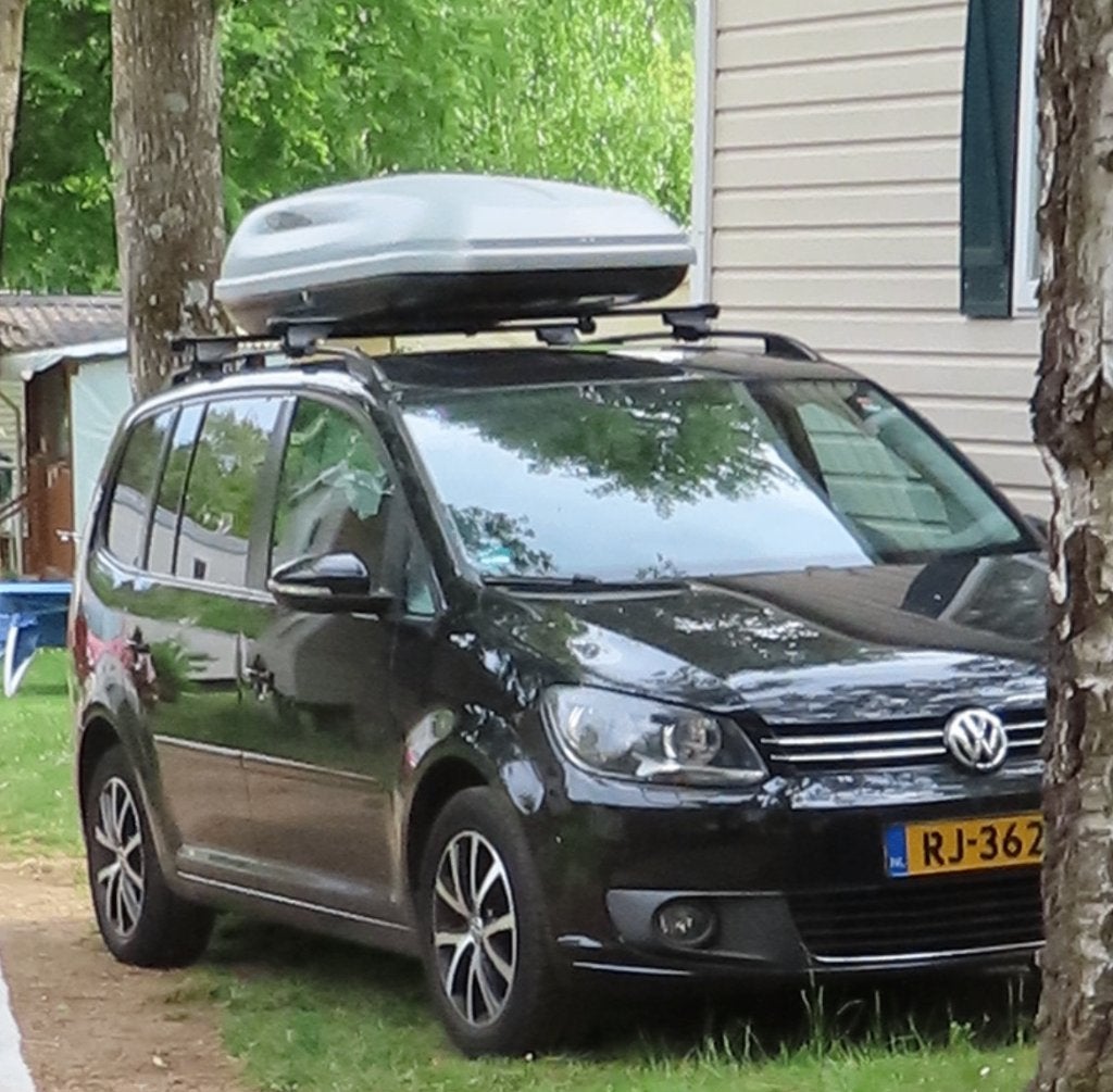 Volkswagen Touran 1.4 140KW 7P 2010 PANORAMADAK APK2027 FULL, Auto's, Euro 5, Stof, Zwart, 4 cilinders