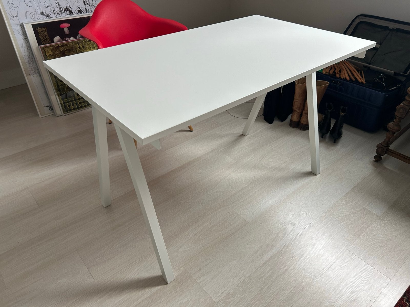 IKEA TROTTEN Bureau wit 120x70cm, Demontabel, Spaanplaat of MDF, Ophalen of Verzenden, Zo goed als nieuw