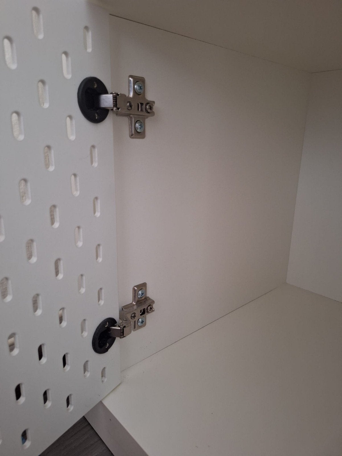 Ikea Kallax 2x2 met 2 deurtjes. In nette staat., Ophalen