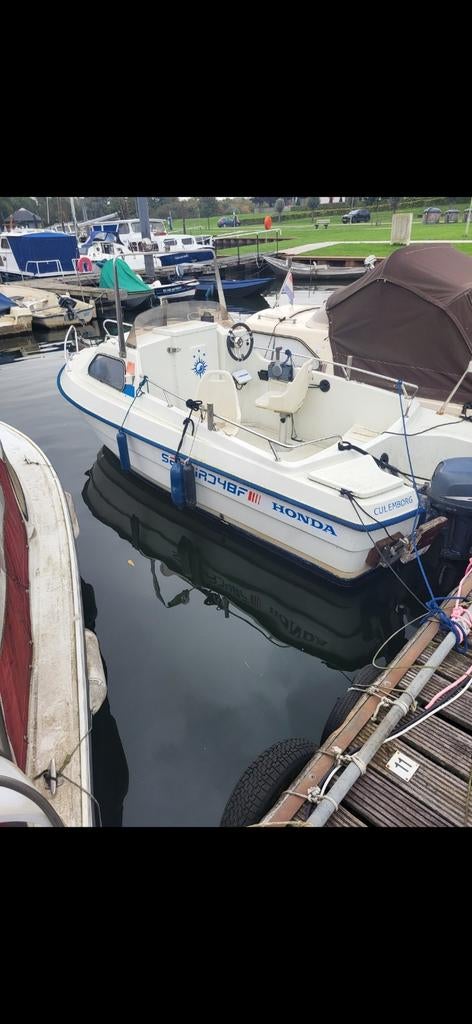 Zeewaardige Ryds 480 zelflozend 2 slaapplaatsen., Watersport en Boten, Vis- en Consoleboten, Ophalen
