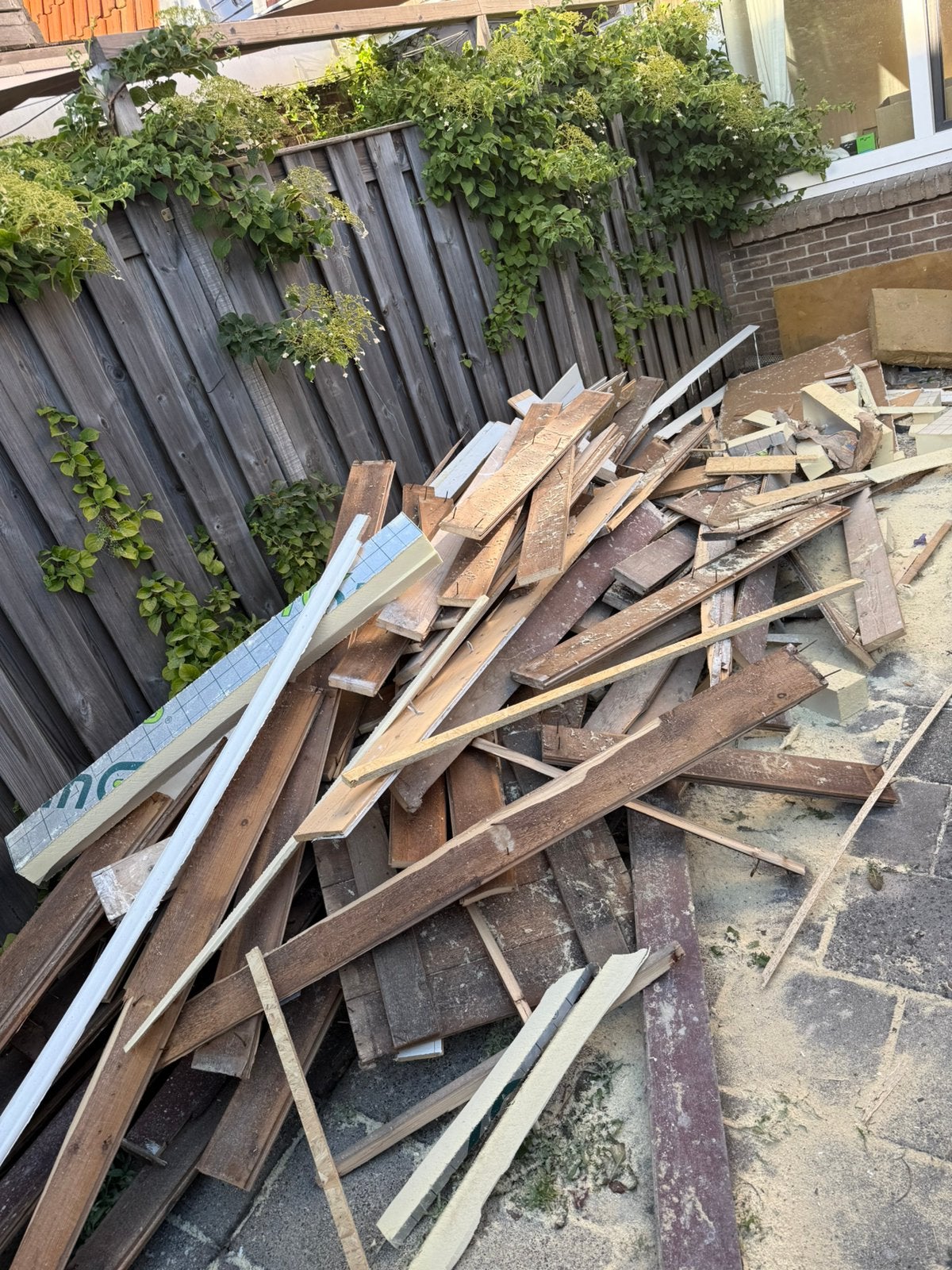 GRATIS AF TE HALEN BRANDHOUT, Tuin en Terras, Haardhout, Minder dan 3 m³, Ophalen