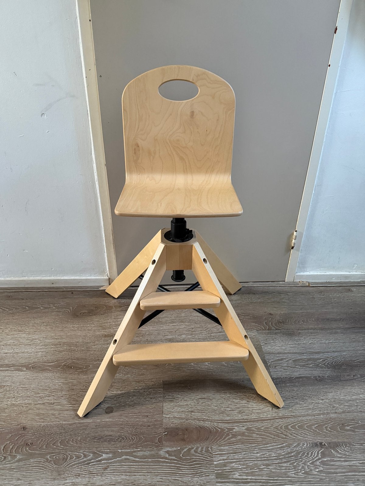 Ikea juniorstoel Gråvel, Kinderen en Baby's, Kinderstoelen, Ophalen of Verzenden, Zo goed als nieuw, Meegroeistoel