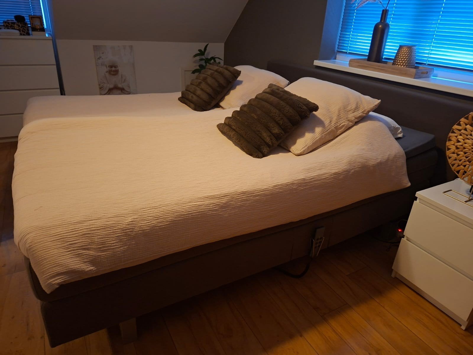 AVEK verstelbaar tweepersoons boxspringbed ., Ophalen, Bruin, 210 cm, Tweepersoons