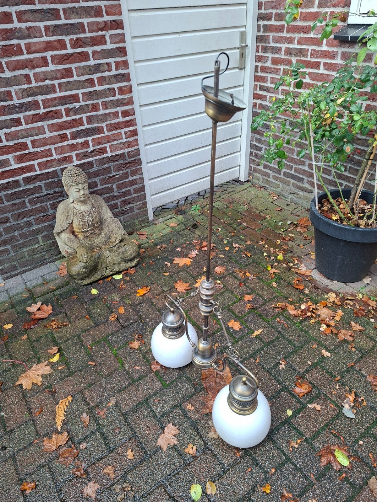 Vintage Plafondlamp met Twee Melkglazen Bollen, Huis en Inrichting, Gebruikt, Vintage, Meerkleurig, Ophalen of Verzenden