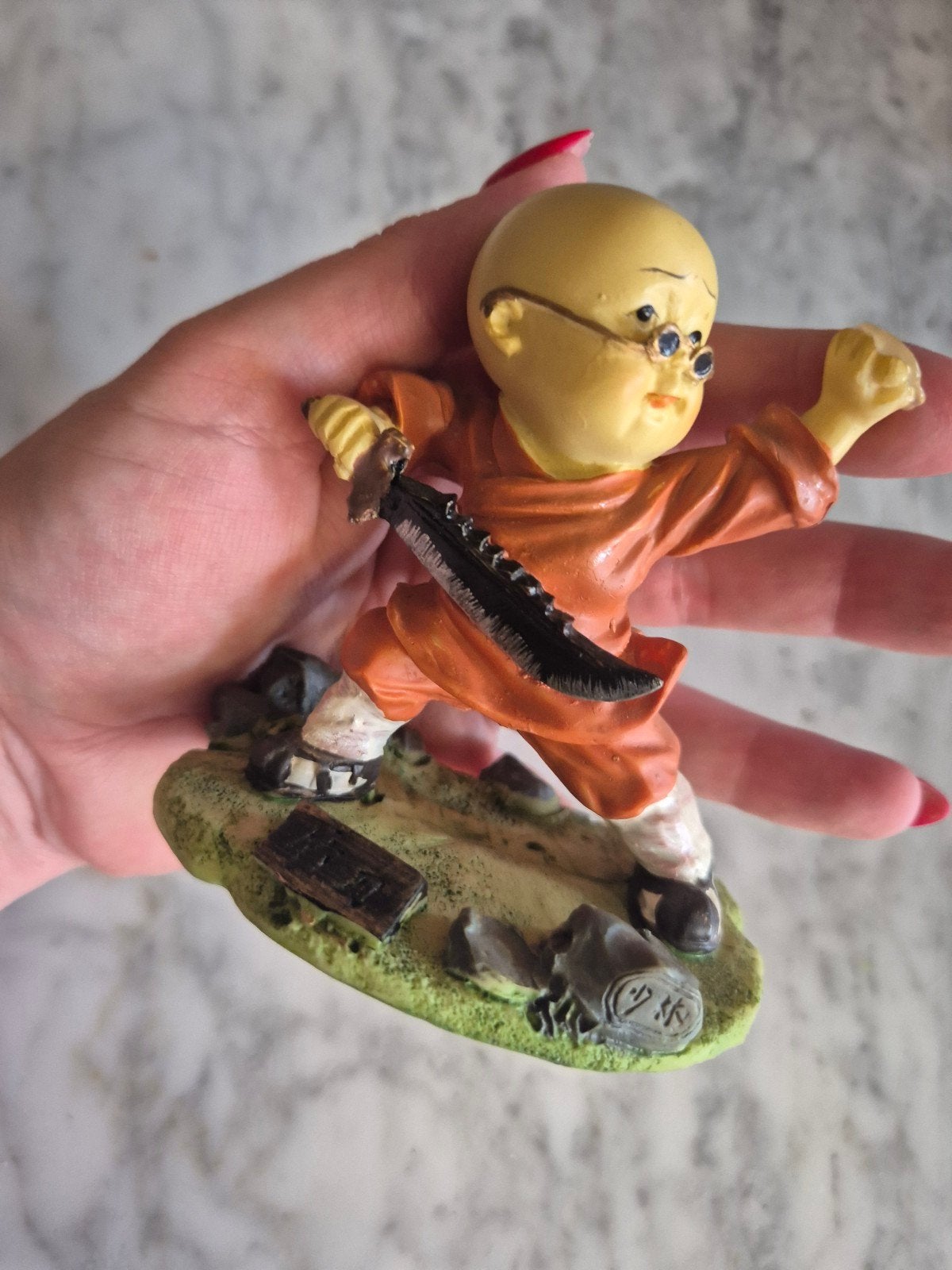 Monnik beeldje met zwaard - Decoratie, Ophalen of Verzenden, Zo goed als nieuw, Mens