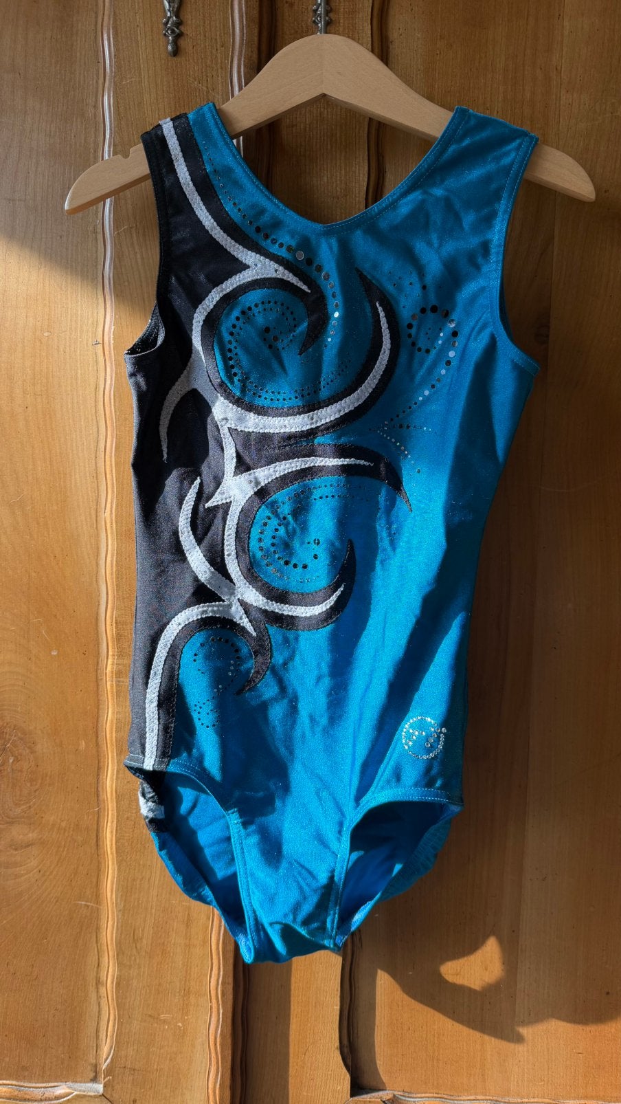 Schitterend turnpakje van TT maat 140, Sport en Fitness, Blauw, Zo goed als nieuw, Turnpak(je), Kindermaat 122 t/m 140