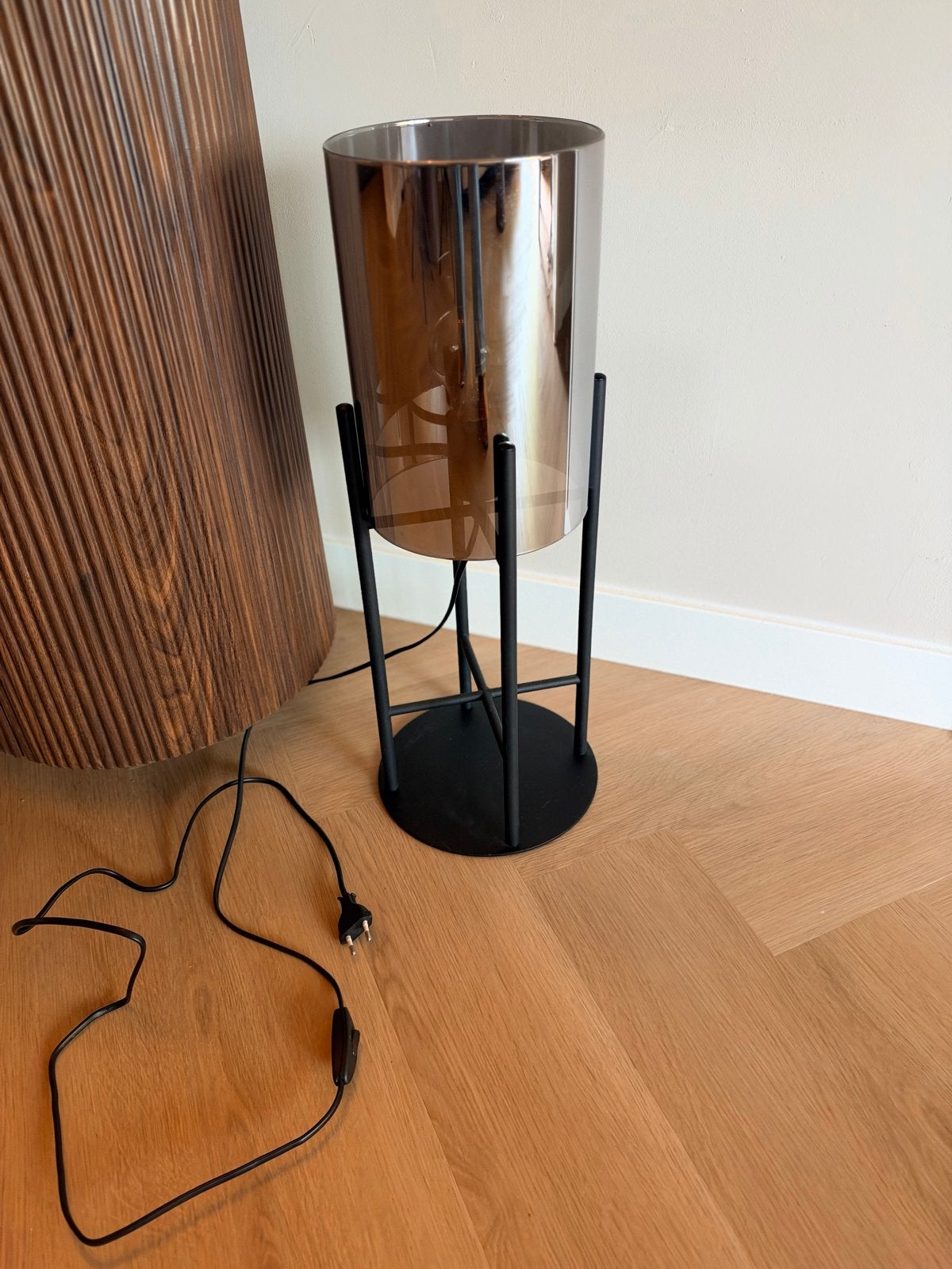 Moderne lamp met rookglas cilinder, Ophalen, 100 tot 150 cm, E27 (groot), Glas