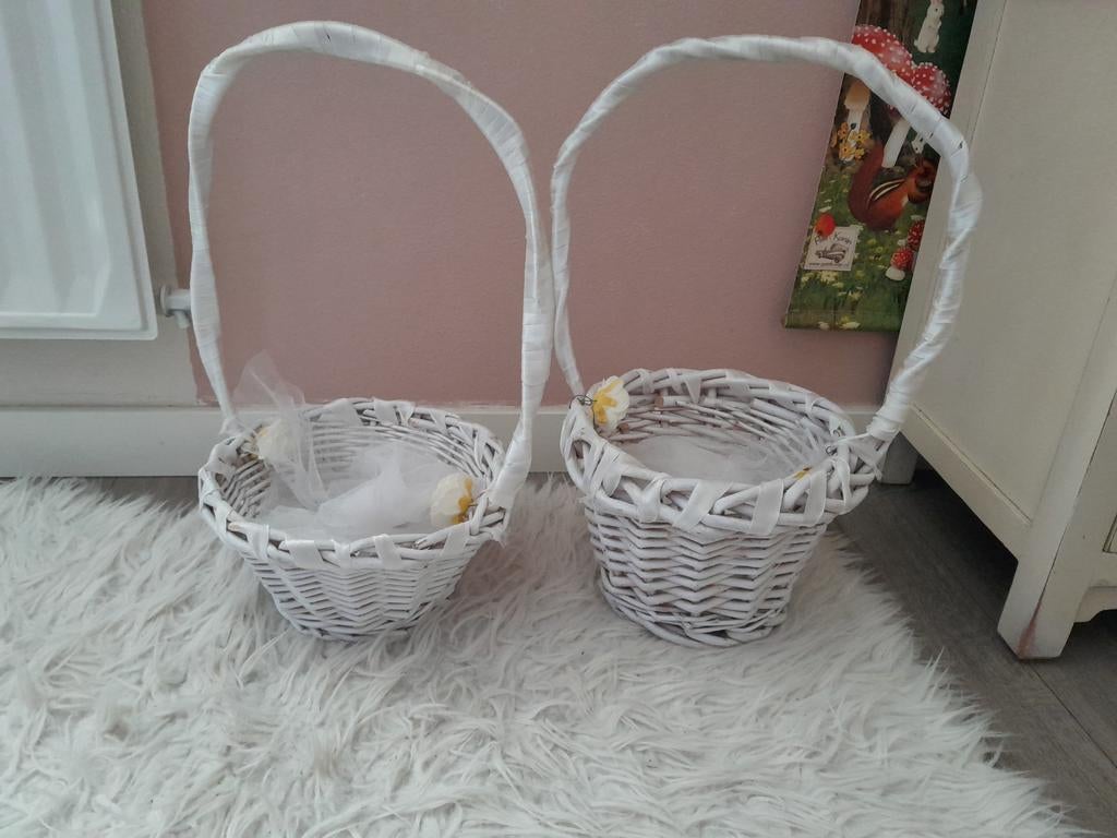 Strooimandjes / mandjes voor bruidsmeisjes, Ophalen of Verzenden, Zo goed als nieuw, Wit, Accessoires