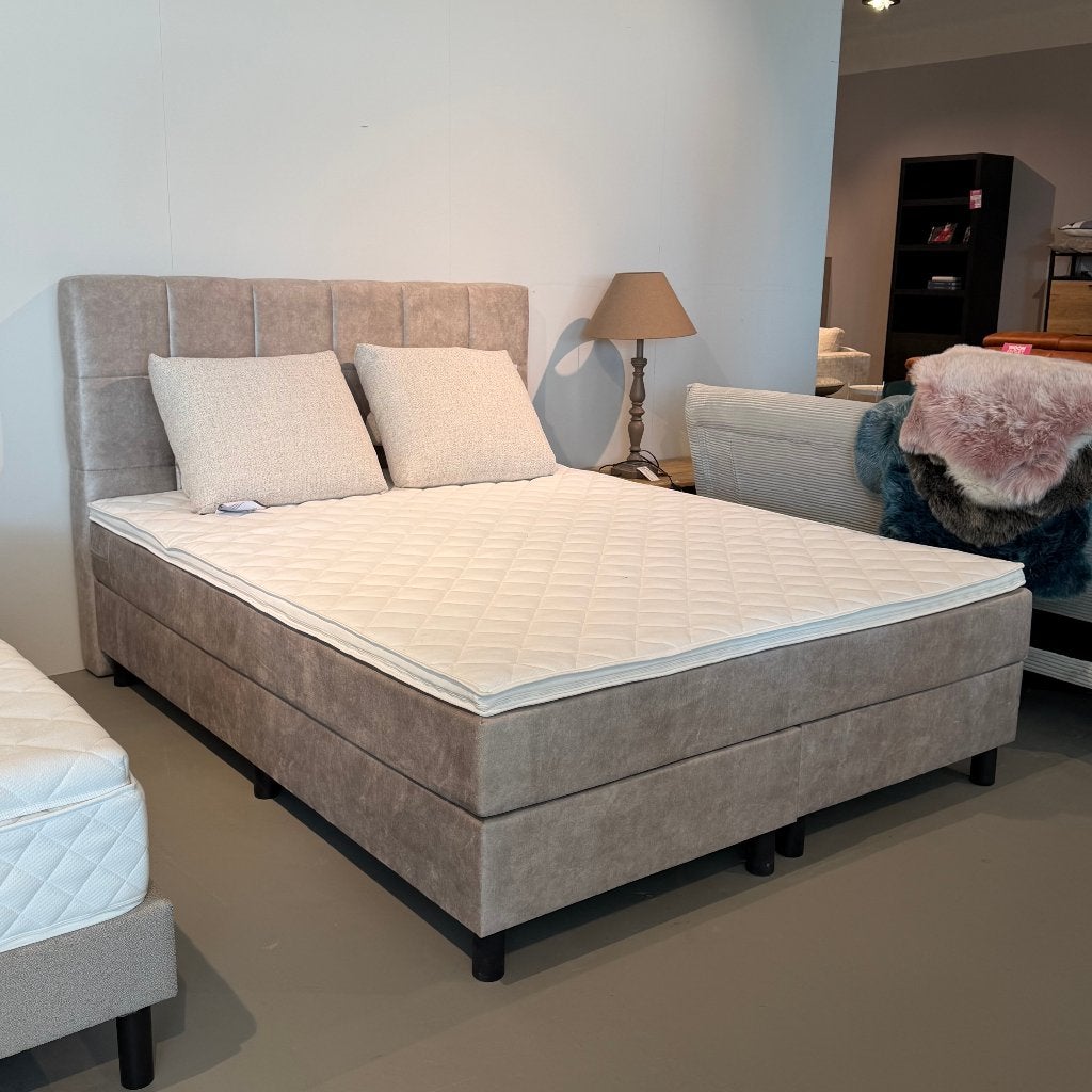 boxspring 160x200cm mirco taupe stof Direct leverbaar!!, Ophalen, 200 cm, 160 cm, Nieuw