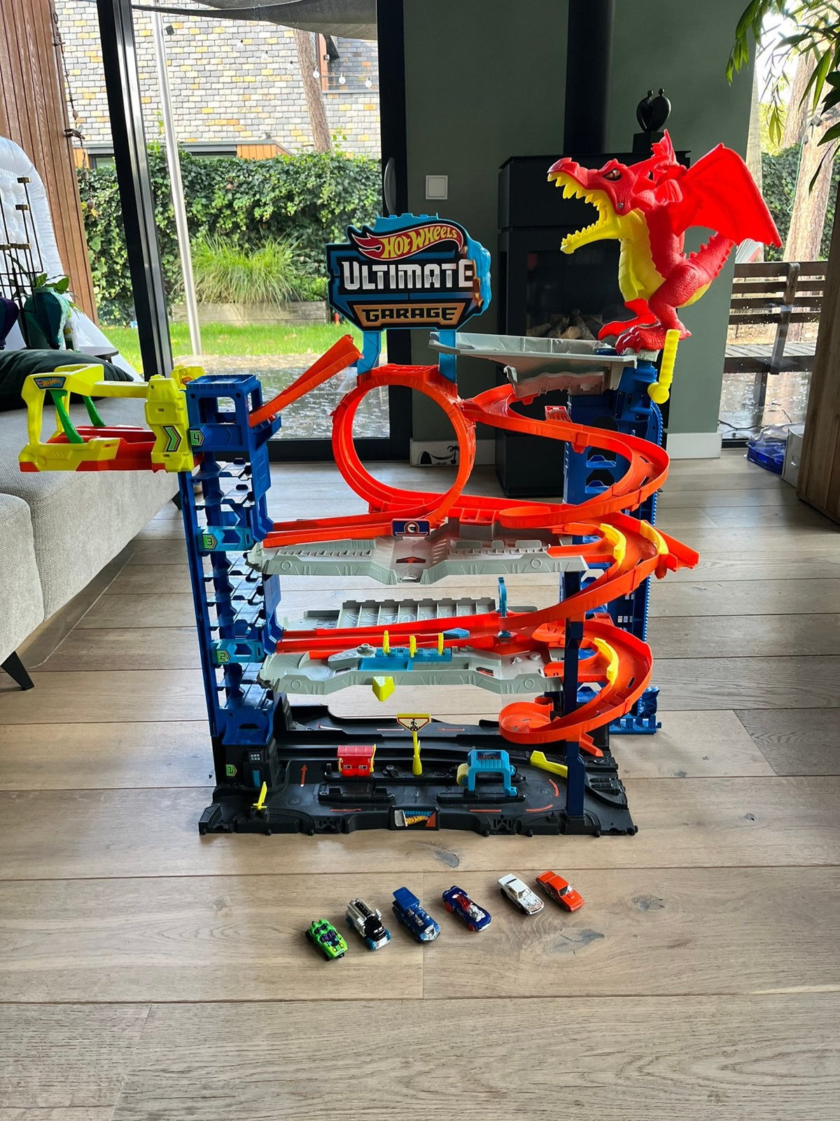 Hot wheels Ultimate Garage met draak. Launcher werkt niet., Ophalen, Hot Wheels, Racebaan, Gebruikt