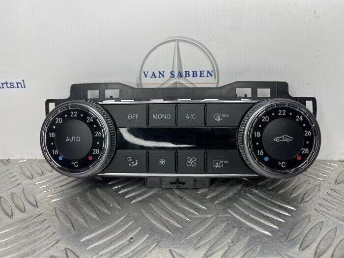 Kachel Bedieningspaneel van een Mercedes C-Klasse, Ophalen of Verzenden, Gebruikt