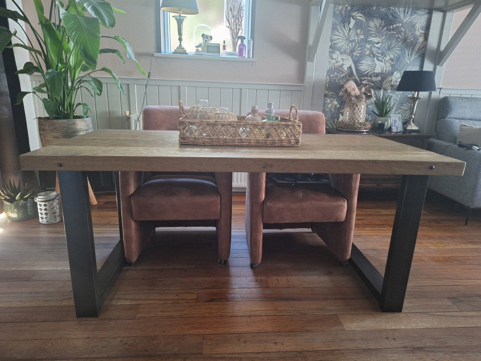 mooie eettafel industrieel 1.80lang  bij 0.90 breed, Huis en Inrichting, Zo goed als nieuw, 150 tot 200 cm, Rechthoekig, 50 tot 100 cm