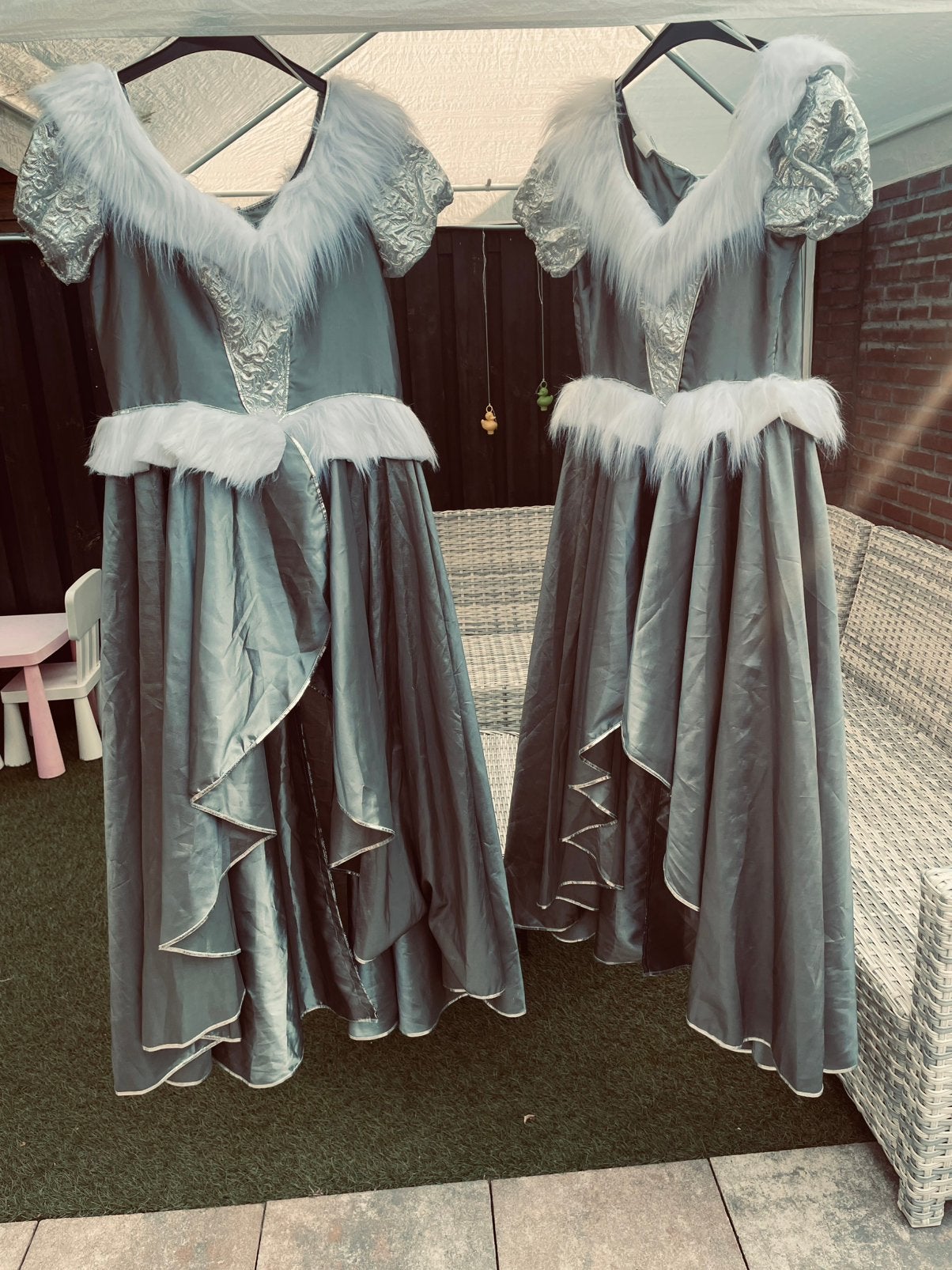 2 ijskoningingen jurken, Kleding | Dames, Carnavalskleding en Feestkleding, Carnaval, Maat 46/48 (XL) of groter, Nieuw, Ophalen of Verzenden