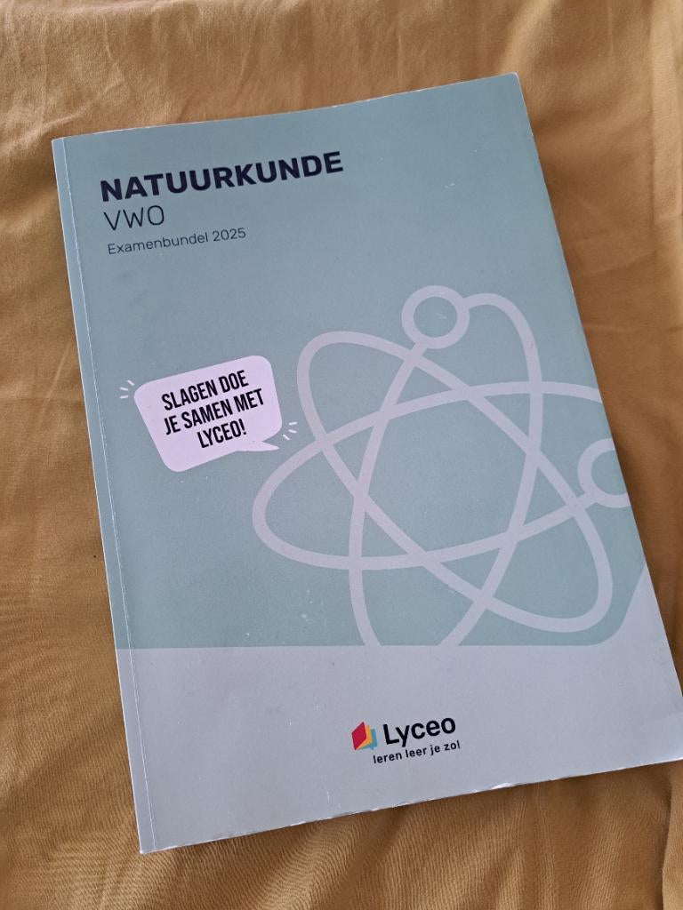 Examenbundel VWO natuurkunde 2025, Boeken, Ophalen, Lyceo, Zo goed als nieuw, Beta