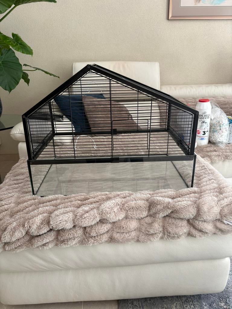 Complete mooie hamster kooi met alle benodigdheden erbij ., Kooi, Minder dan 75 cm, Zo goed als nieuw, Hamster