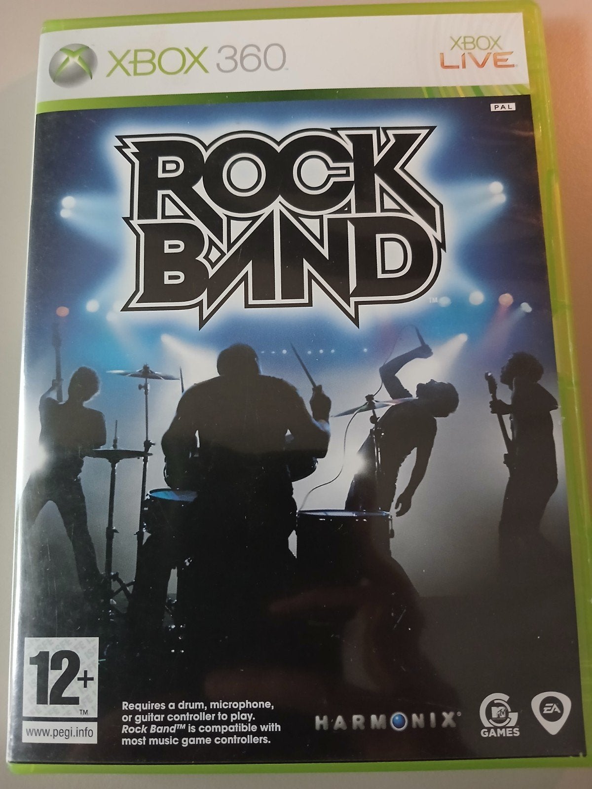 Rock Band Xbox 360 - Start een band, rock de wereld!, Spelcomputers en Games, Ophalen, Muziek, Zo goed als nieuw, Eén computer
