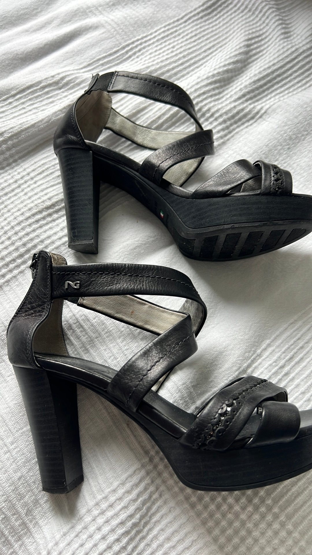 Prachtige leren dames pumps Nero Giardini, Pumps, Zwart, Ophalen of Verzenden, Zo goed als nieuw