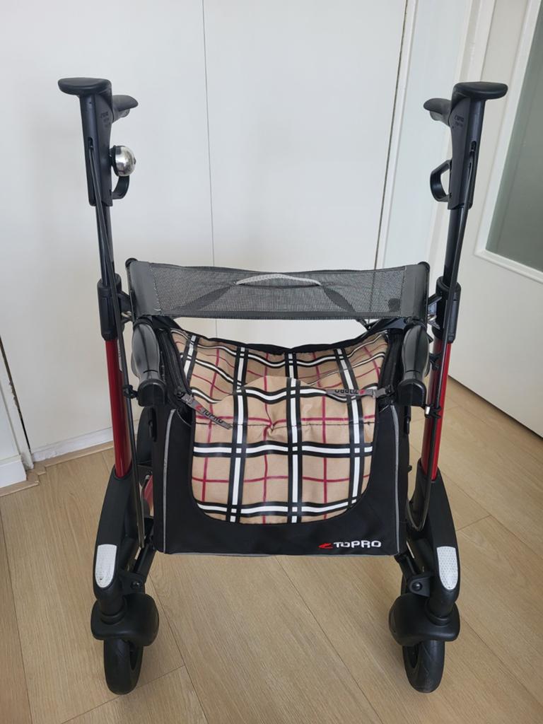 Rollator Topro Troja 2G (M), Diversen, Rollators, Ophalen, Opvouwbaar, Zo goed als nieuw