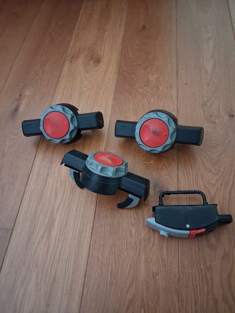 Dakkoffer klemmen., Auto diversen, Dakkoffers, Ophalen of Verzenden, Zo goed als nieuw