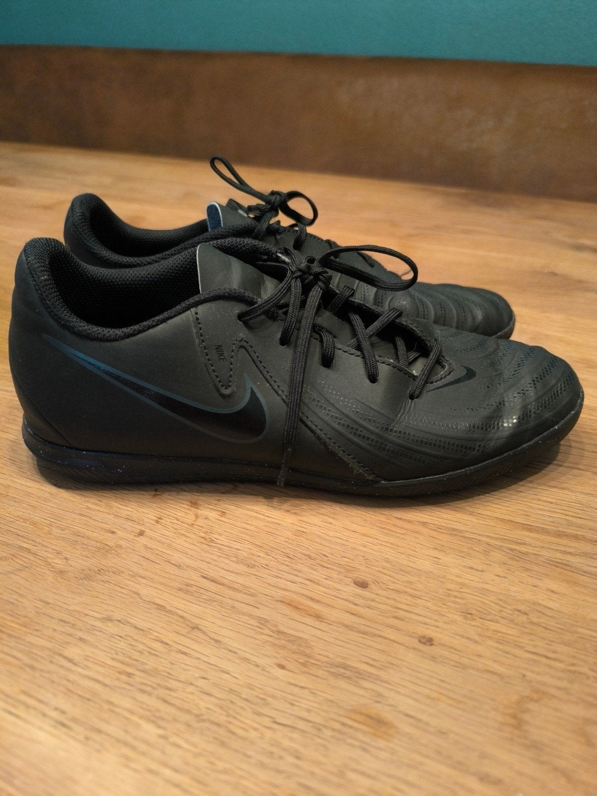 Nike phantom zaalvoetbalschoenen/gymschoenen maat 41, Maat XS of kleiner, Ophalen of Verzenden, Zo goed als nieuw, Schoenen