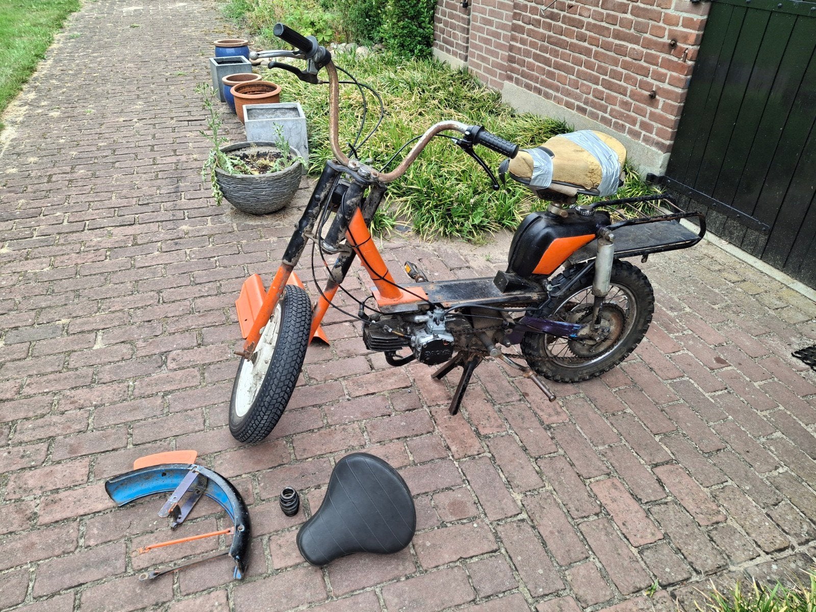Opknapper brommer Sparta (denk ik), Fietsen en Brommers, Ophalen, Gebruikt