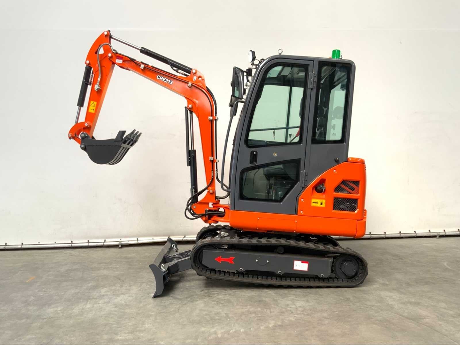 RTE - 2025 - CRE213 - Minigraafmachine Kubota Euro 5 met cab, Zakelijke goederen, Machines en Bouw | Kranen en Graafmachines, Graafmachine
