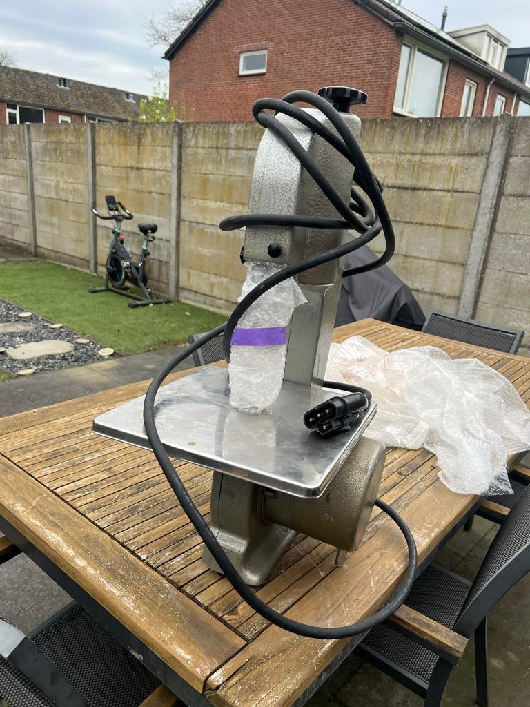 Mooie Lintzaag in - Perfect voor uw werkplaats, Gebruikt, 70 mm of meer, 600 tot 1200 watt, Ophalen of Verzenden