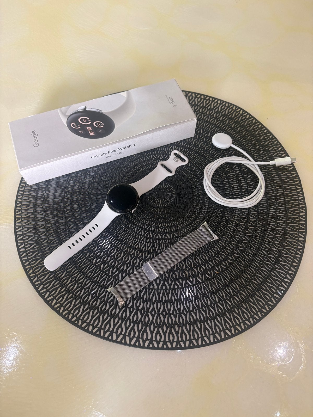 Foto 3 van Google Pixel Watch 3 LTE