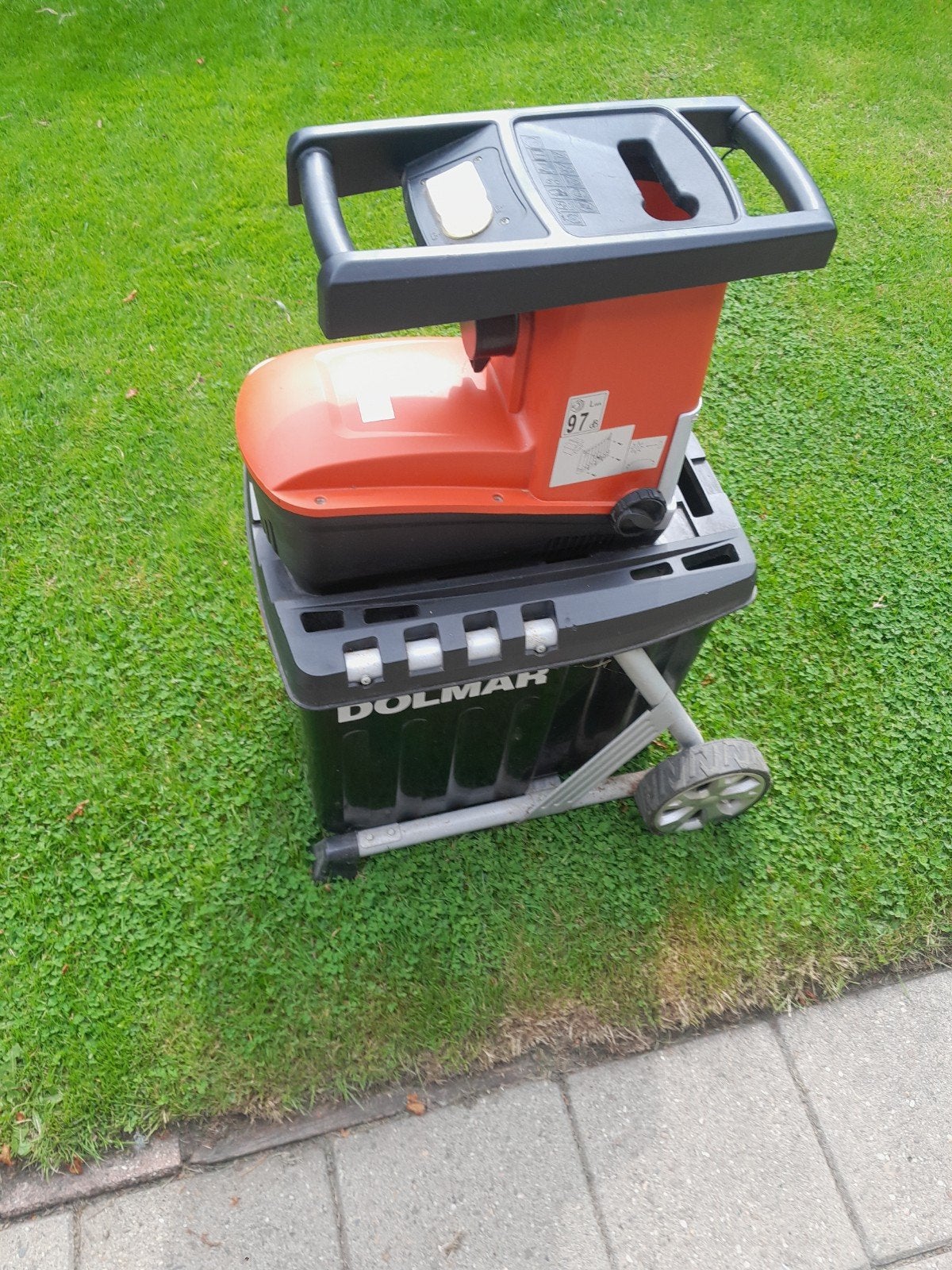 Dolmar 2500W Wals Hakselaar - Krachtig en Efficiënt, Tuin en Terras, Gebruikt, Ophalen of Verzenden, Met opvangbak, Elektrisch