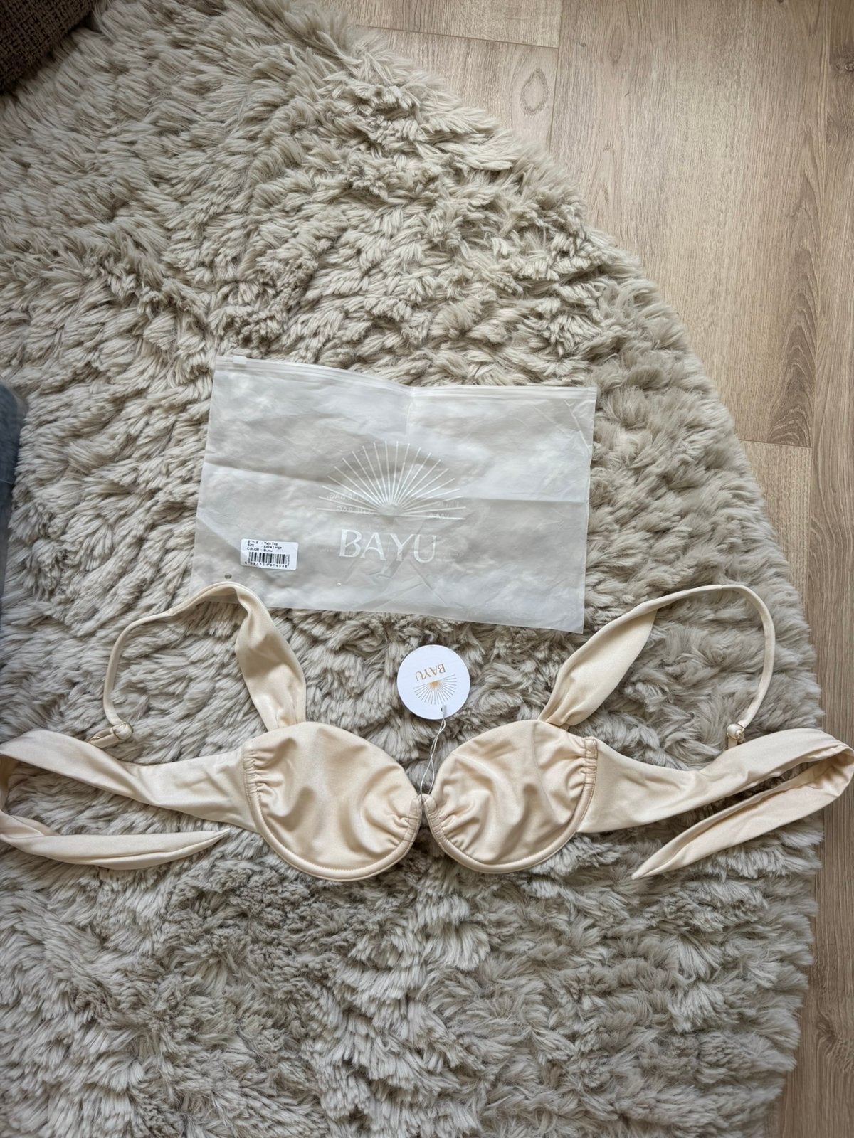Bayu the label bikini top maar XL, Kleding | Dames, Ophalen of Verzenden, Zo goed als nieuw, Bikini