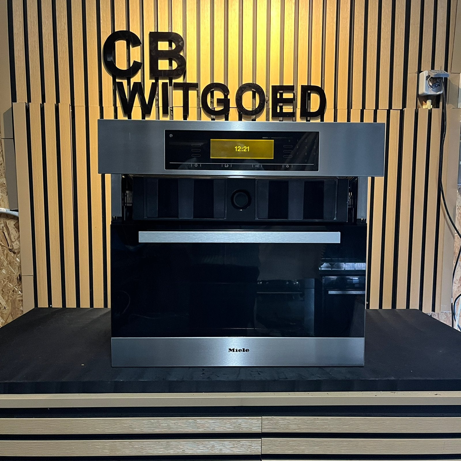 Luxe Miele combi stoomoven XL versie DGC 5080 XL, Witgoed en Apparatuur, Ovens, Ophalen, 45 tot 50 cm, Hete lucht, 60 cm of meer
