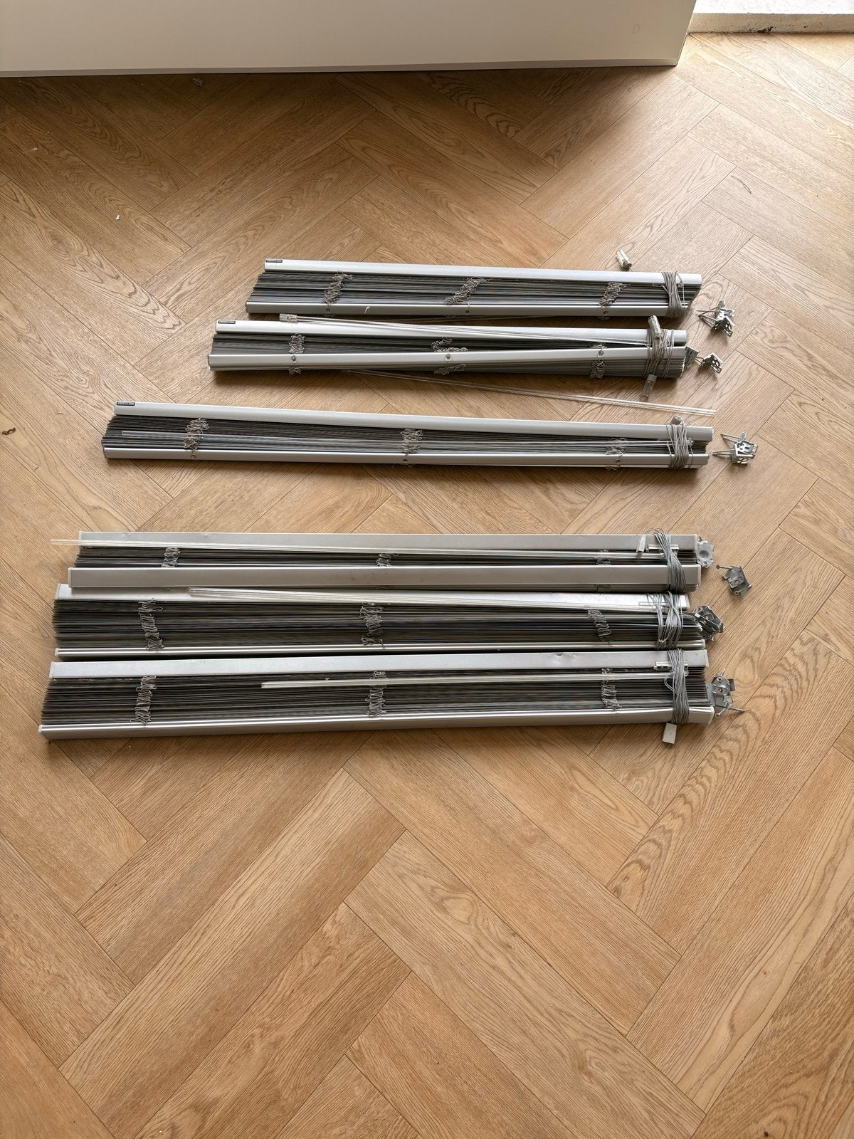 Jaloezieën - Grijs - 80 cm, 100 cm en 102 cm breed, Ophalen, Gebruikt, Grijs, Inclusief montageonderdelen