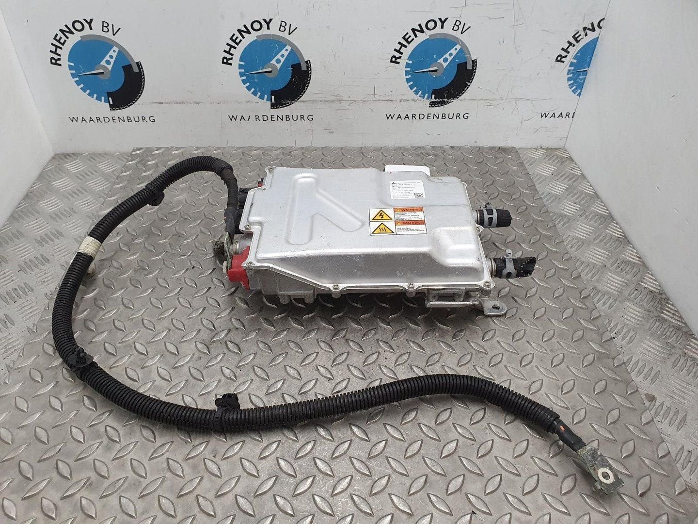 TESLA MODEL X 75D Base  EV / HYBRIDE INVERTER 106098500C 201, Ophalen of Verzenden, Gebruikt, Stiba lid