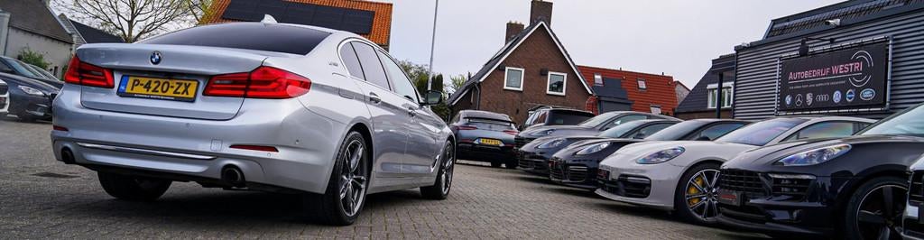 BMW 5-serie 530e iPerformance High Executive | Stoelverkoeli, Auto's, BMW, Automaat, 1998 cc, Achterwielaandrijving, Gebruikt
