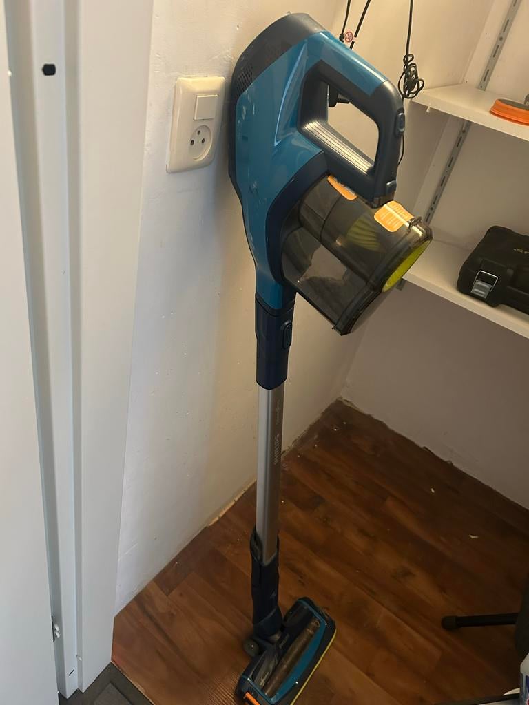 Philips Steelstofzuiger - Draadloos en Krachtig, Gebruikt, Philips, Draadloos, Ophalen of Verzenden