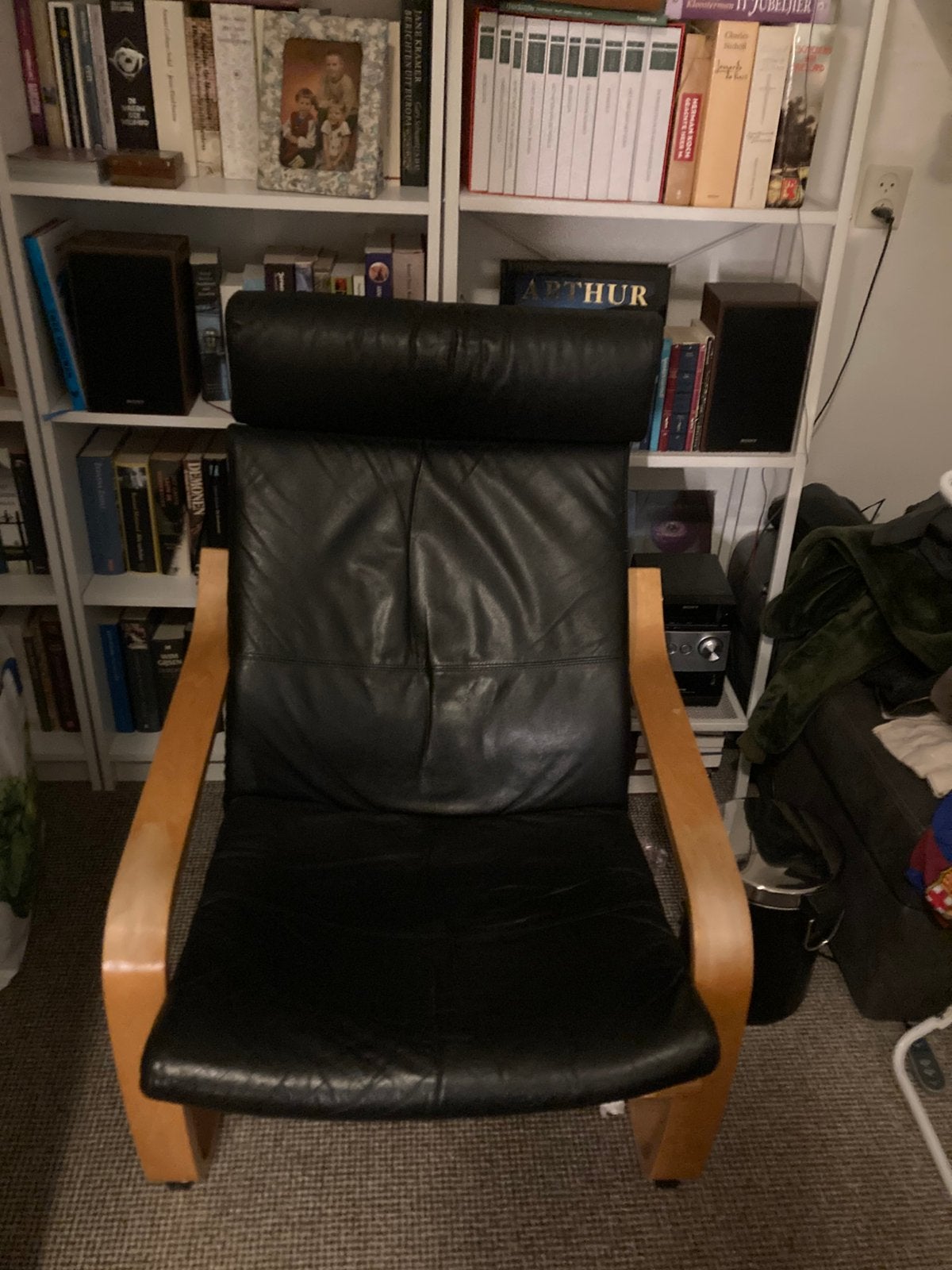 Zwarte luie stoel., Huis en Inrichting, Fauteuils, Minder dan 75 cm, Leer, Ophalen of Verzenden, Zo goed als nieuw