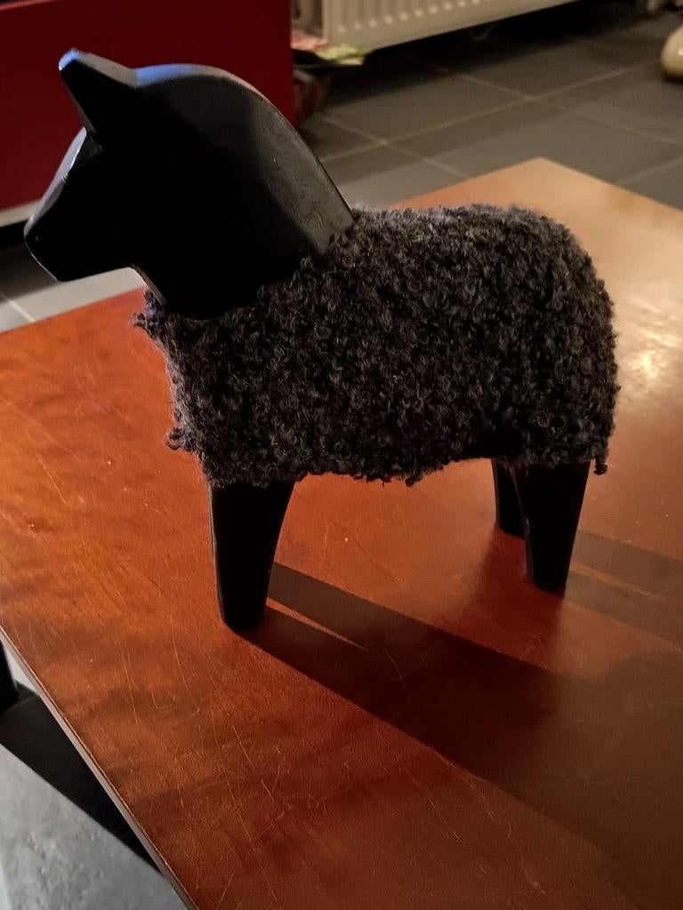 Zweeds zwart Dalarna paardje, Ophalen of Verzenden, Zo goed als nieuw, Paard, Beeldje of Figuurtje