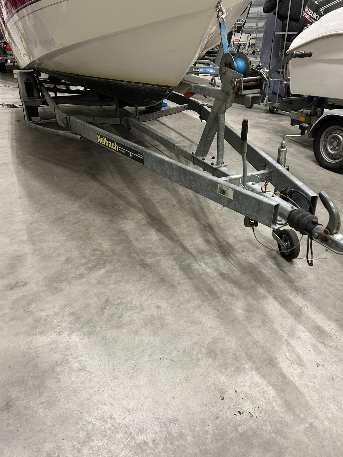 Boottrailer 1800kg Nelbach met zgan banden, Watersport en Boten, Ophalen, Zo goed als nieuw, Minder dan 6 meter