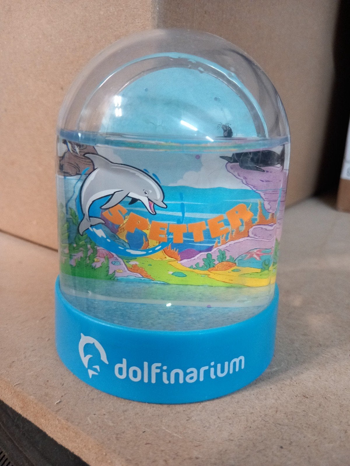 Dolfinarium Spetter schudbol met glitter, Verzamelen, Ophalen of Verzenden, Zo goed als nieuw